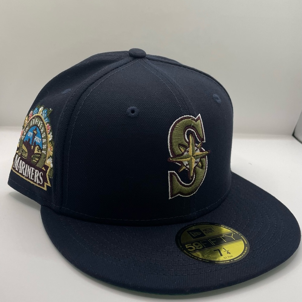 New Era 59Fifty Seattle Mariners Botanical Blue Fitted Hat Size 7 1/4